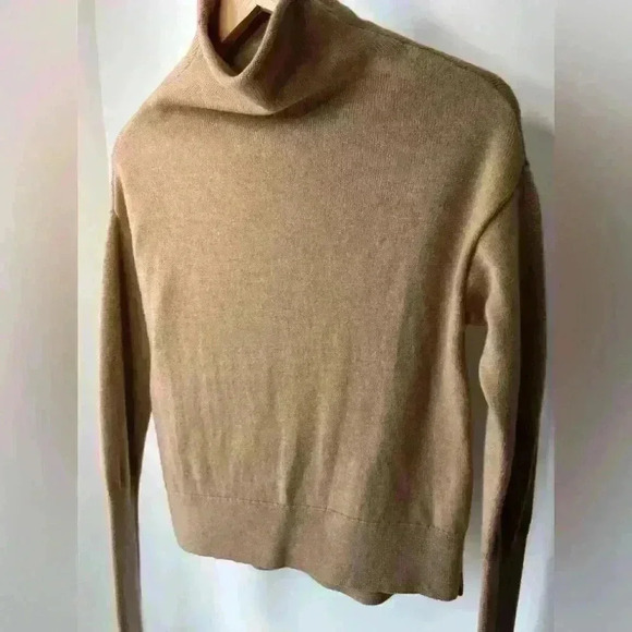 Wilfred Aritzia Womens Biege Cyprie Capsule Wardrobe Timeless  Wool Sweater XS - Picture 11 of 13